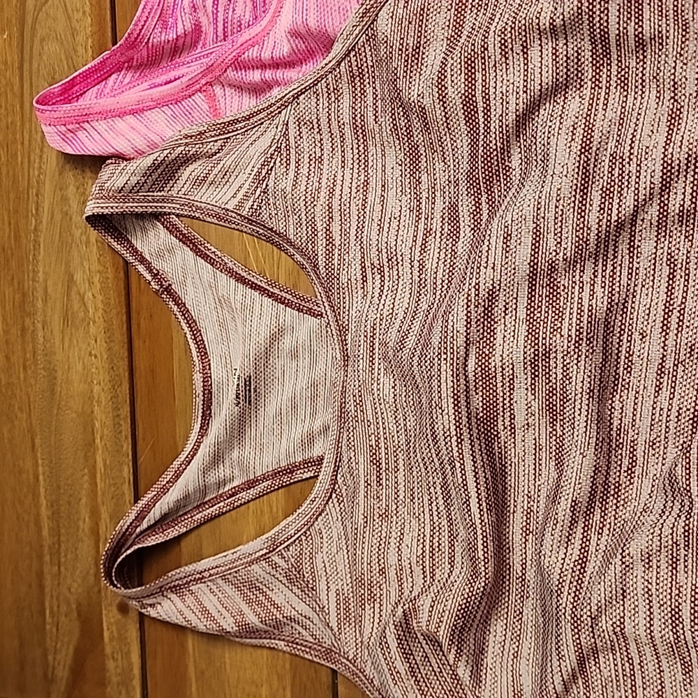 Women’s Textured Striped Racerback Tank Top